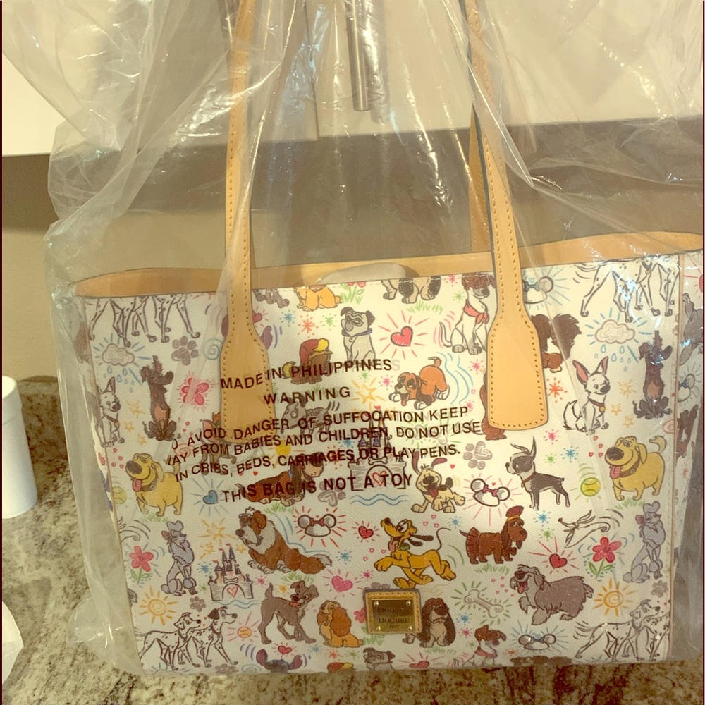 NWT Disney Dooney and Burke Dog Sketch Bag